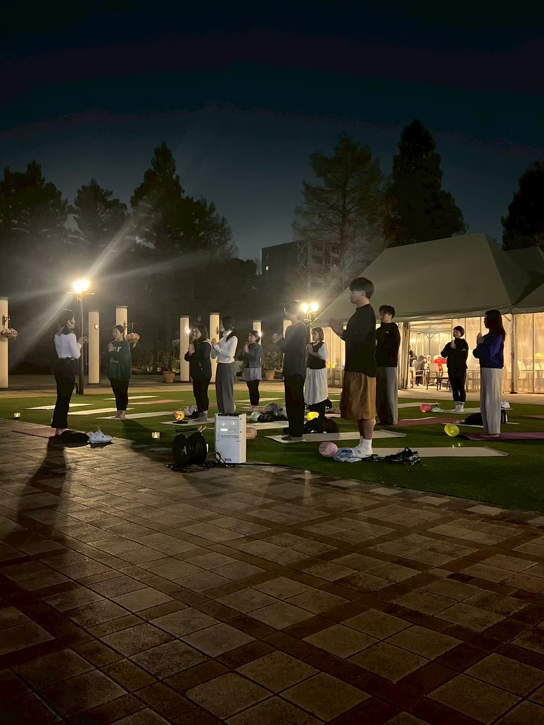 花1,000人YOGAの写真6