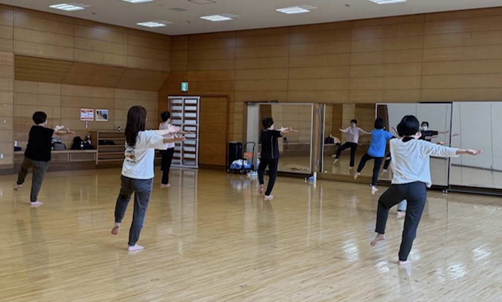 太極舞  IIMURO GLASS綾瀬市民スポーツセンターの写真2